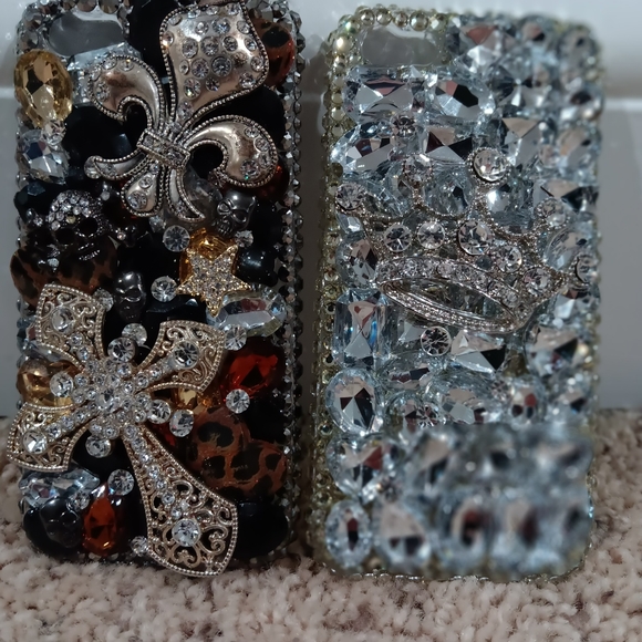 2 Lux Addiction handmade iPhone case's w/genuine Swarovski crystals RARE! - Picture 4 of 4